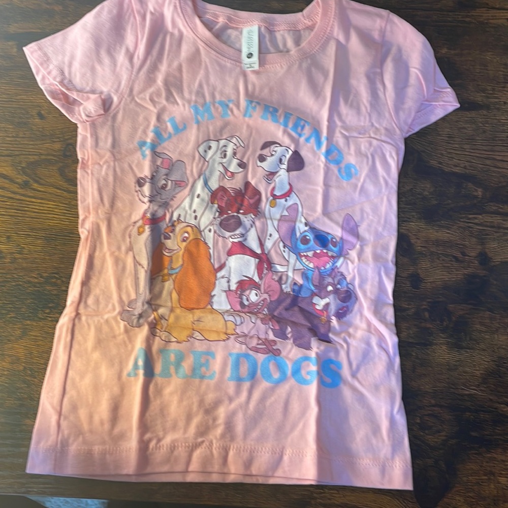 Kids Disney “dogs” shirt size S(6) pink
